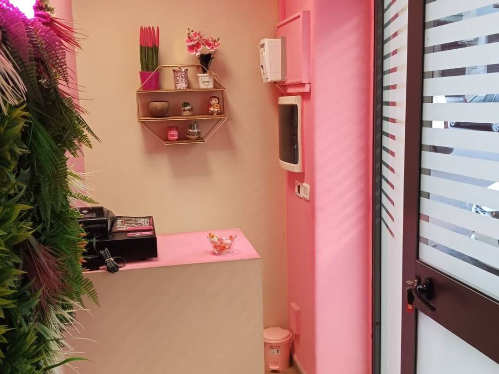 negozio in affitto a Catania in zona Picanello