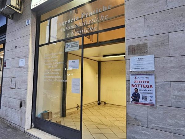 negozio in affitto a Catania