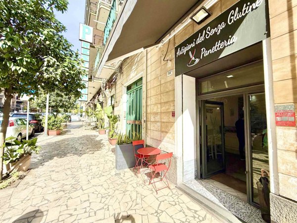 negozio in affitto a Catania