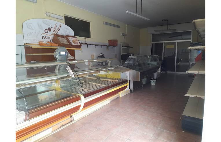 negozio in affitto a Catania in zona San Giorgio