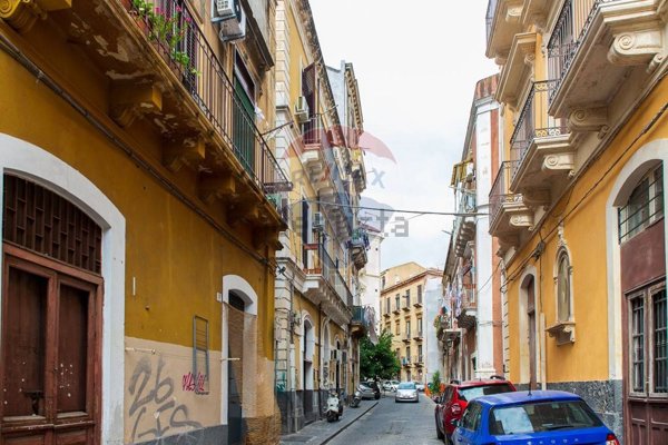 appartamento in affitto a Catania in zona Centro Storico