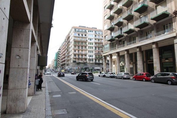 locale commerciale in affitto a Catania