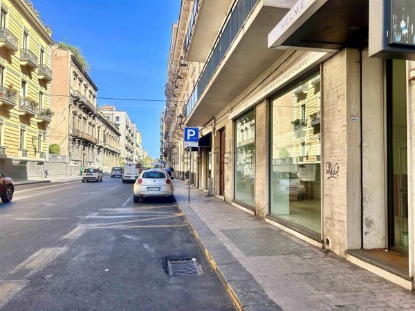 locale commerciale in affitto a Catania