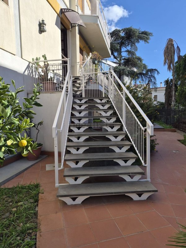 appartamento in affitto a Catania in zona Ognina