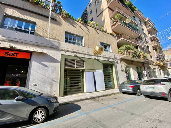 negozio in affitto a Catania