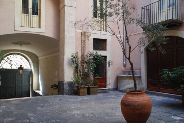 appartamento in affitto a Catania in zona Centro Storico