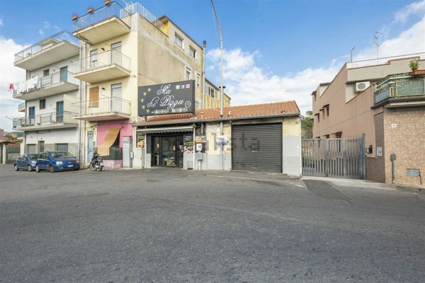 locale commerciale in affitto a Catania in zona San Leone