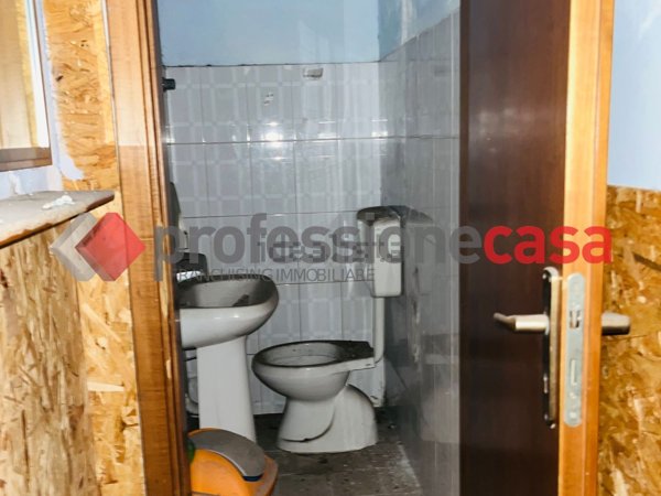 locale commerciale in affitto a Catania