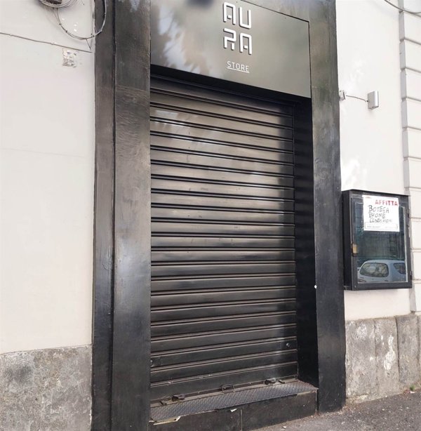 negozio in affitto a Catania