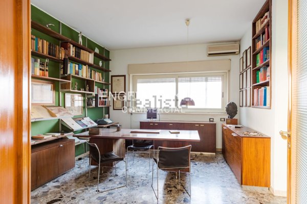 ufficio in affitto a Catania in zona Ognina