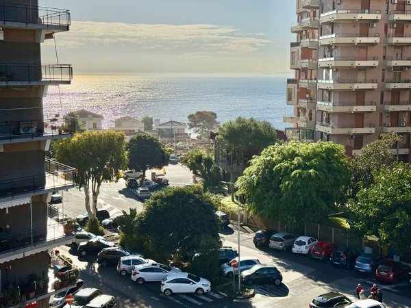 appartamento in affitto a Catania in zona Ognina