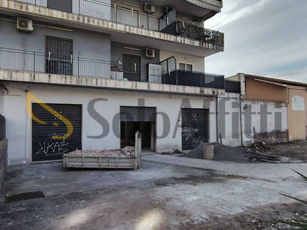 negozio in affitto a Catania