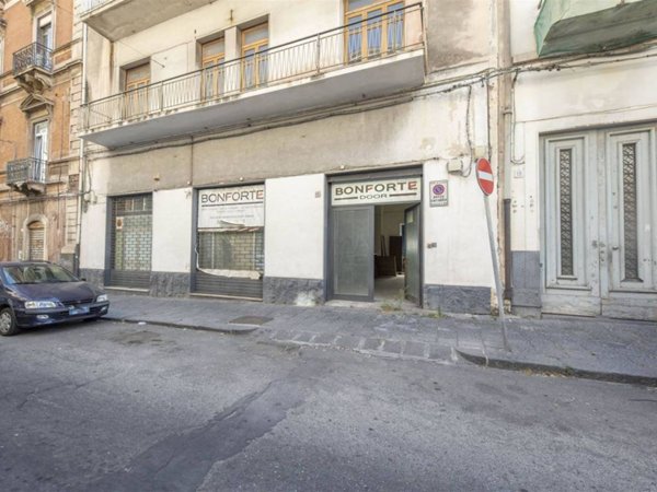 locale commerciale in affitto a Catania in zona Centro Storico