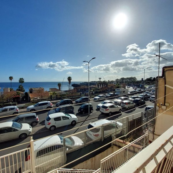 appartamento in affitto a Catania in zona Ognina