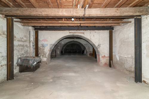 negozio in affitto a Catania in zona Centro Storico