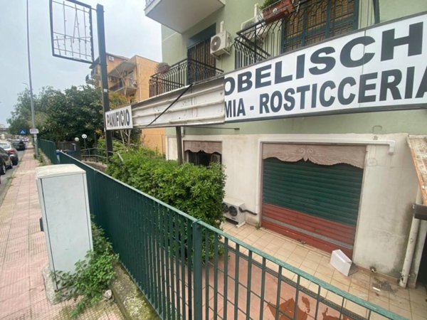 negozio in affitto a Catania in zona Barriera del Bosco
