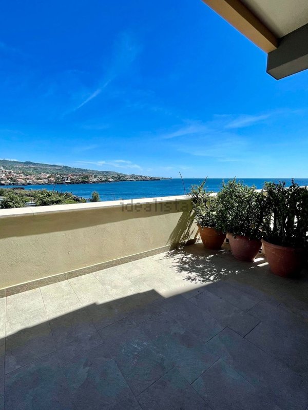 appartamento in affitto a Catania in zona Ognina