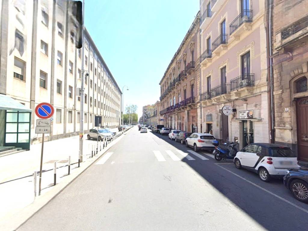 negozio in affitto a Catania