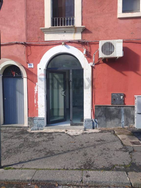 negozio in affitto a Catania in zona Centro Storico