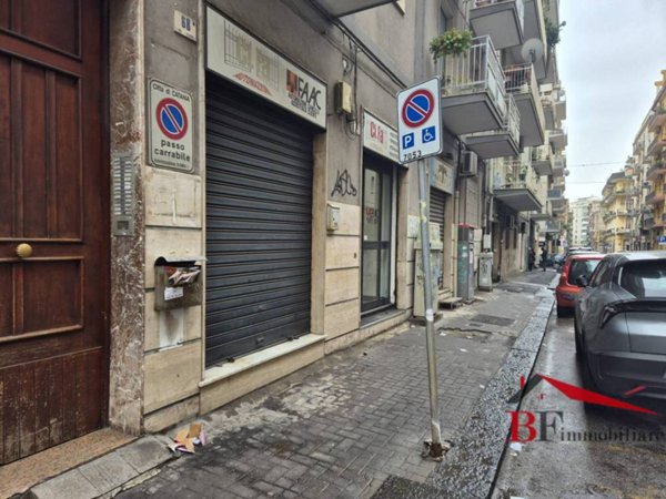 negozio in affitto a Catania in zona Picanello