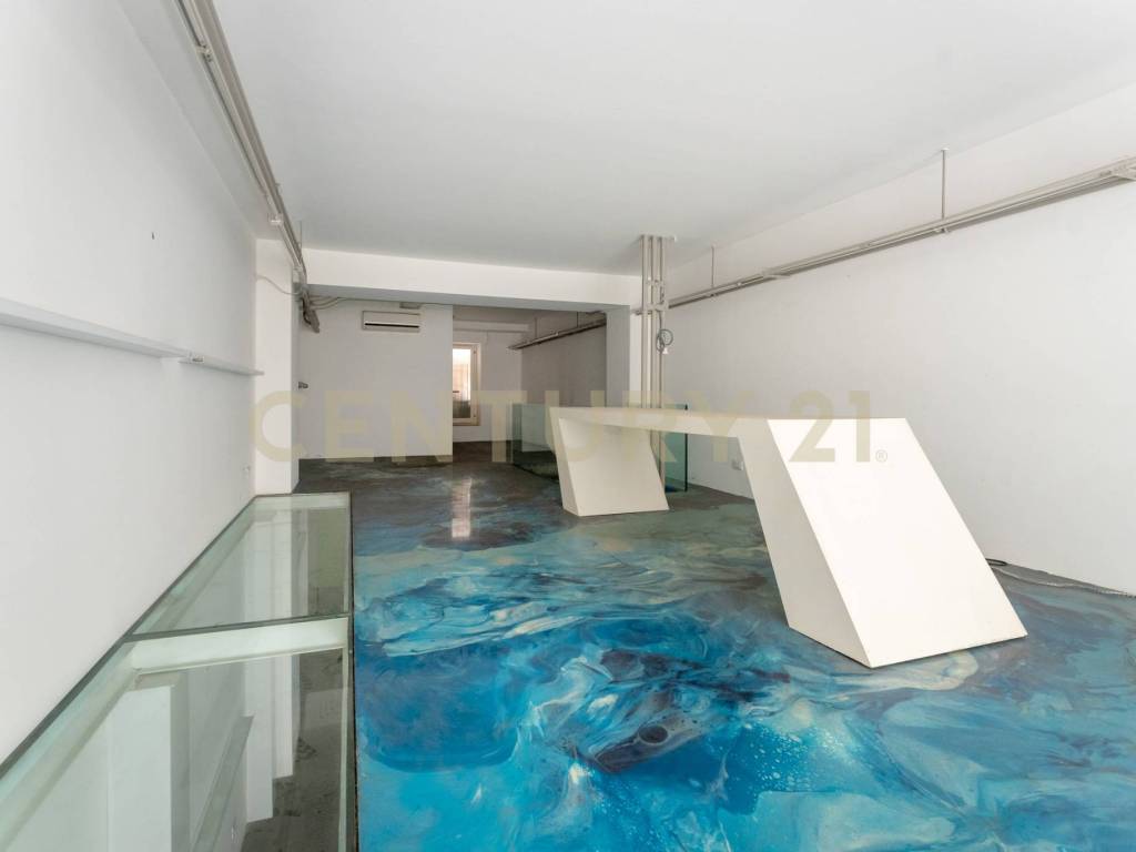 negozio in affitto a Catania