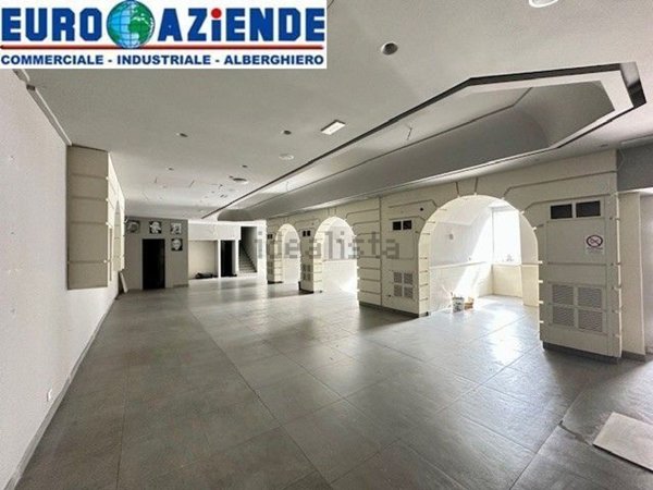 locale commerciale in affitto a Catania in zona Centro Storico