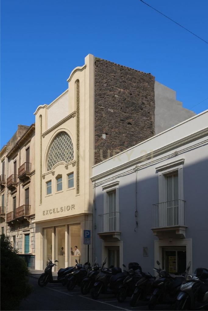 negozio in affitto a Catania in zona Centro Storico