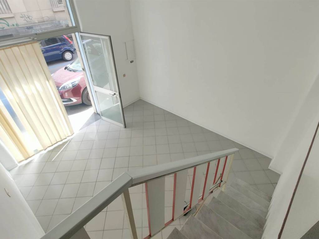 negozio in affitto a Catania in zona Picanello