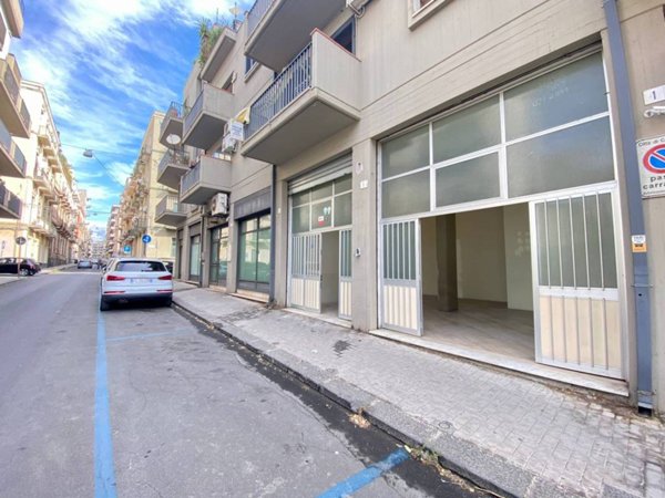 negozio in affitto a Catania