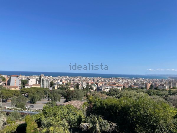 appartamento in affitto a Catania in zona Canalicchio