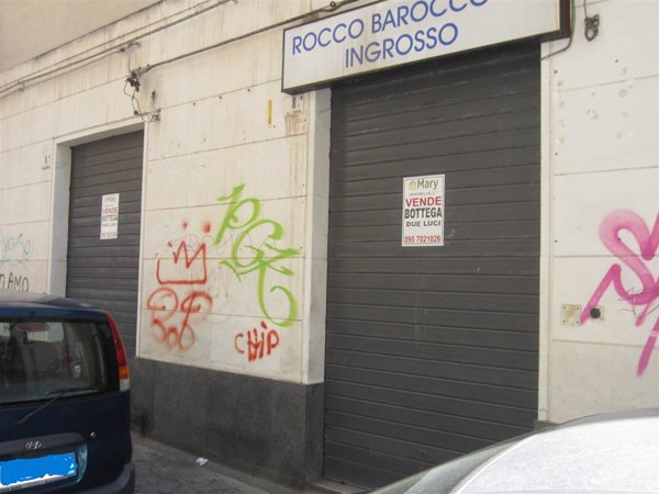 negozio in affitto a Catania