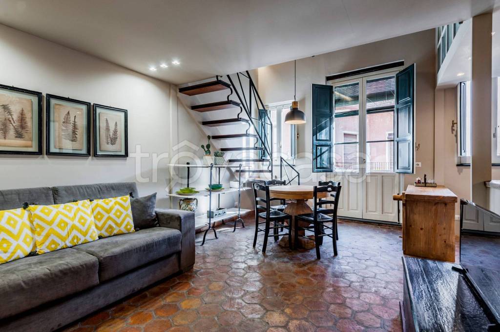 appartamento in affitto a Catania in zona Centro Storico