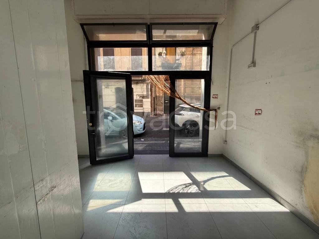 locale commerciale in affitto a Catania in zona Picanello
