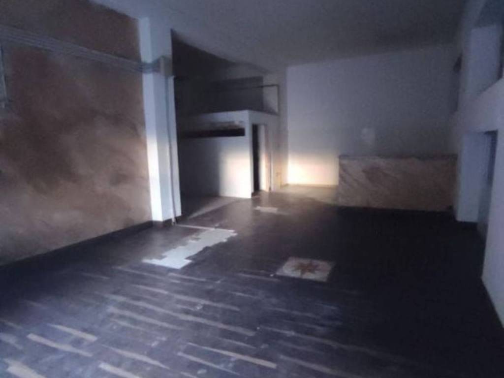 negozio in affitto a Catania