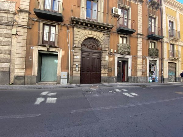 negozio in affitto a Catania in zona Centro Storico