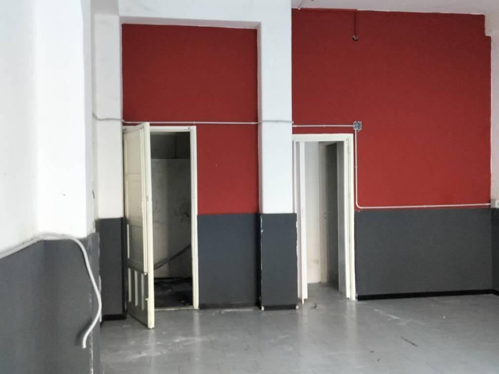 negozio in affitto a Catania