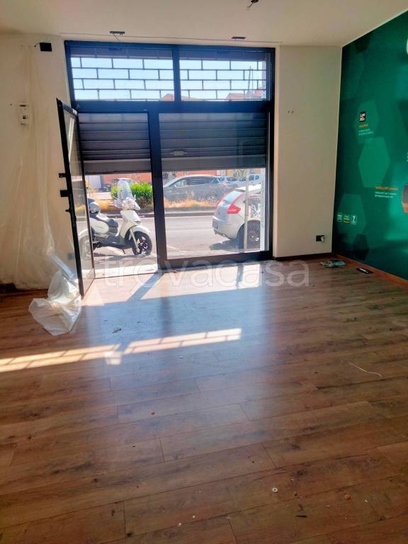 negozio in affitto a Catania