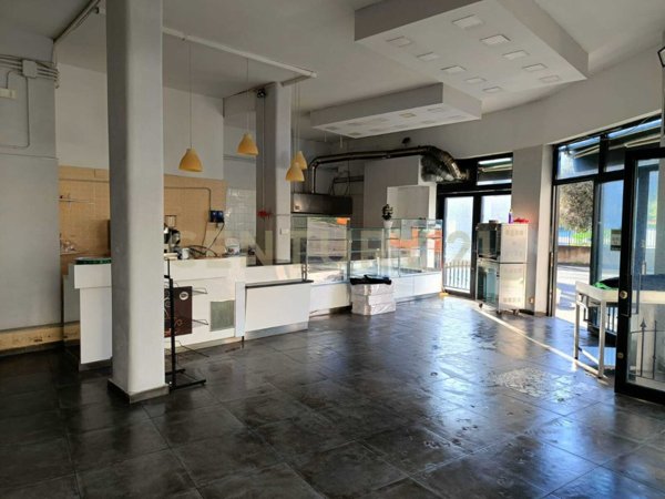 locale commerciale in affitto a Catania