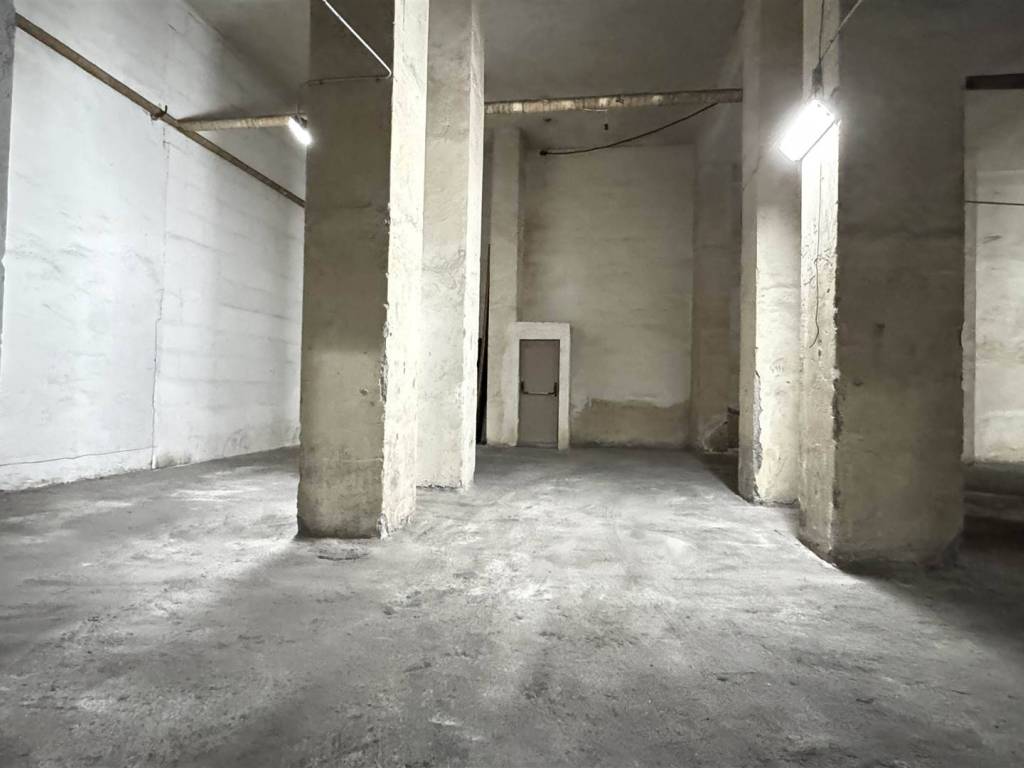 locale commerciale in affitto a Catania in zona Ognina