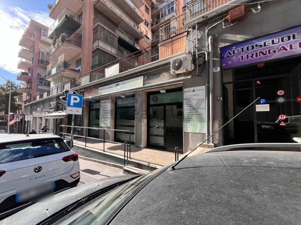 locale commerciale in affitto a Catania