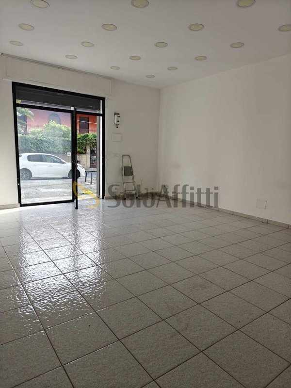 locale commerciale in affitto a Catania in zona Cibali