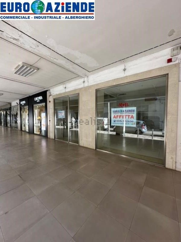 locale commerciale in affitto a Catania