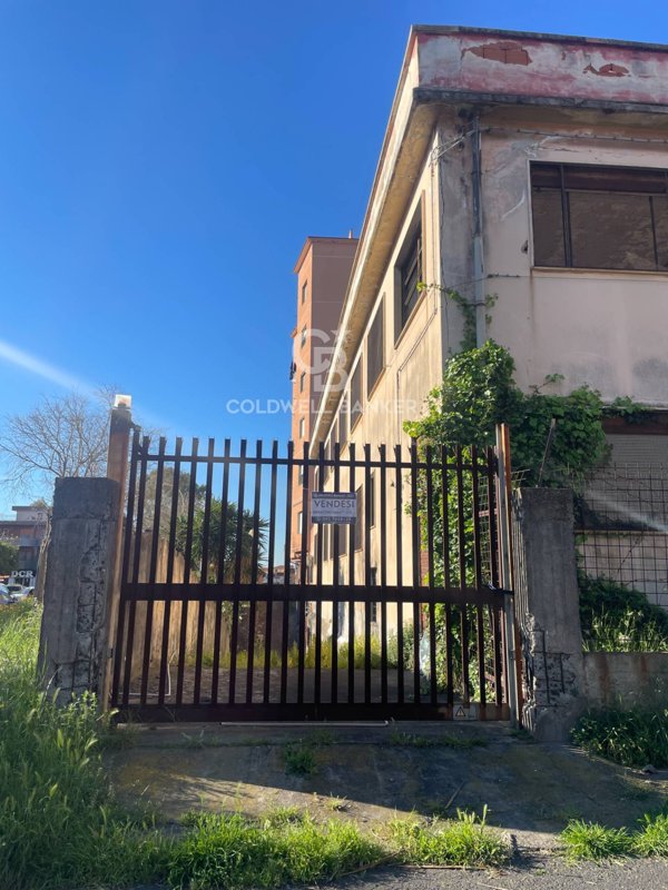 locale di sgombero in affitto a Catania in zona Nesima