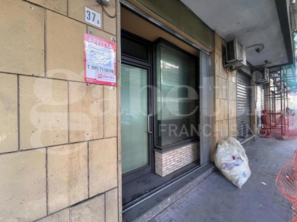negozio in affitto a Catania
