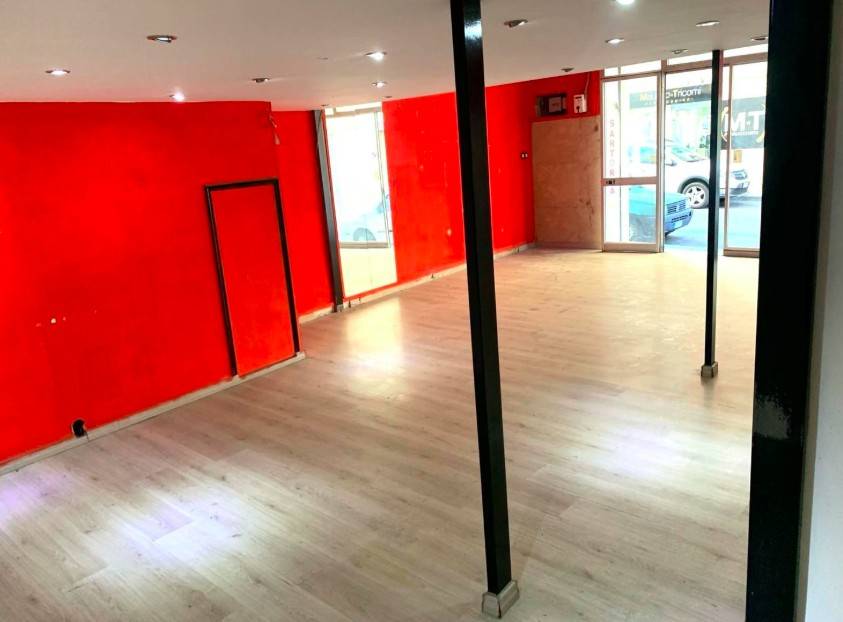 negozio in affitto a Catania