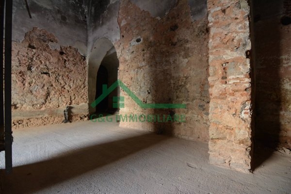 locale commerciale in affitto a Catania in zona Centro Storico