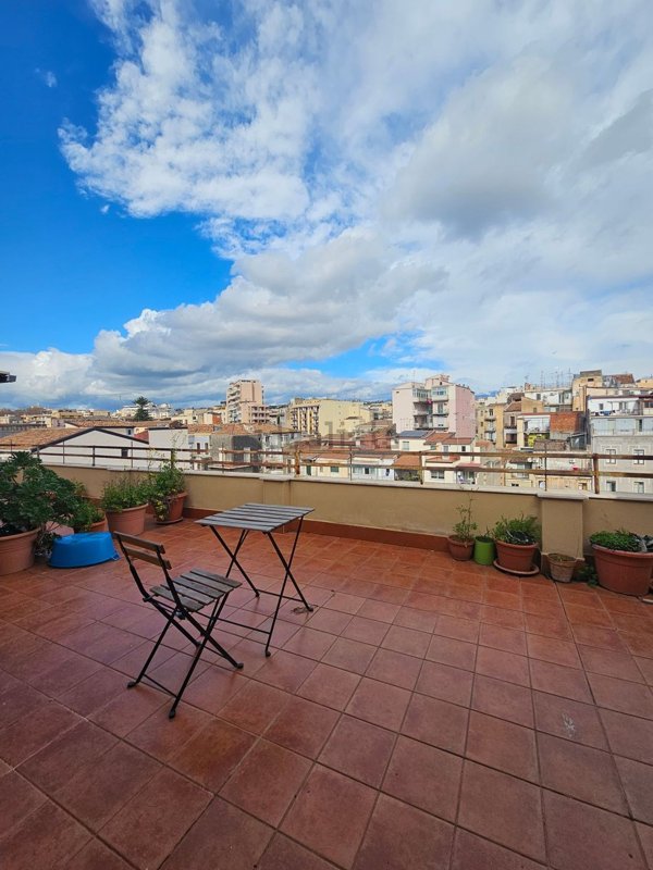 casa indipendente in affitto a Catania