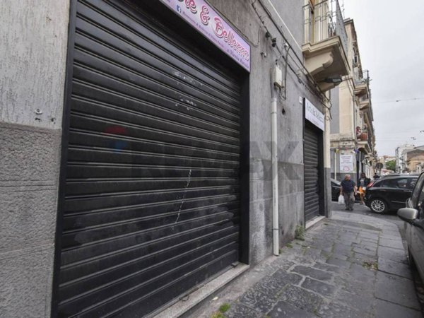 negozio in affitto a Catania in zona Centro Storico