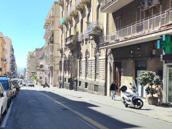 negozio in affitto a Catania in zona Centro Storico