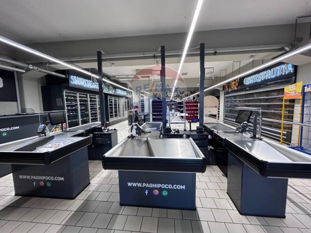 locale commerciale in affitto a Catania